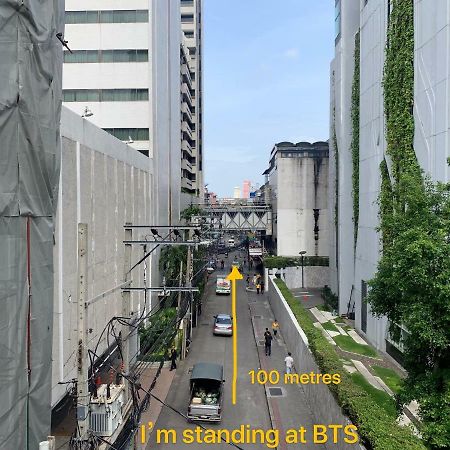 Oasis Cafe And Nap Hostel Bangkok Exterior photo